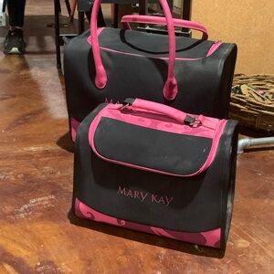 Mary Kay Black and Pink Cosmetic Bag Duo travel suitcase vintage